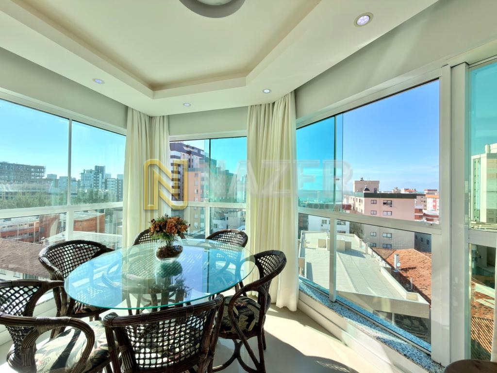 Apartamento 3 Dormitórios