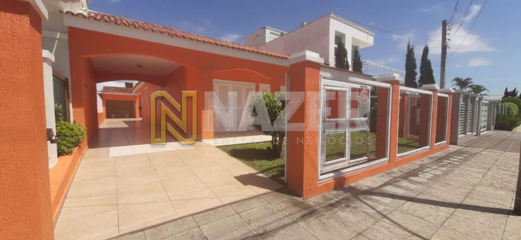 Casa 4 Dormitórios