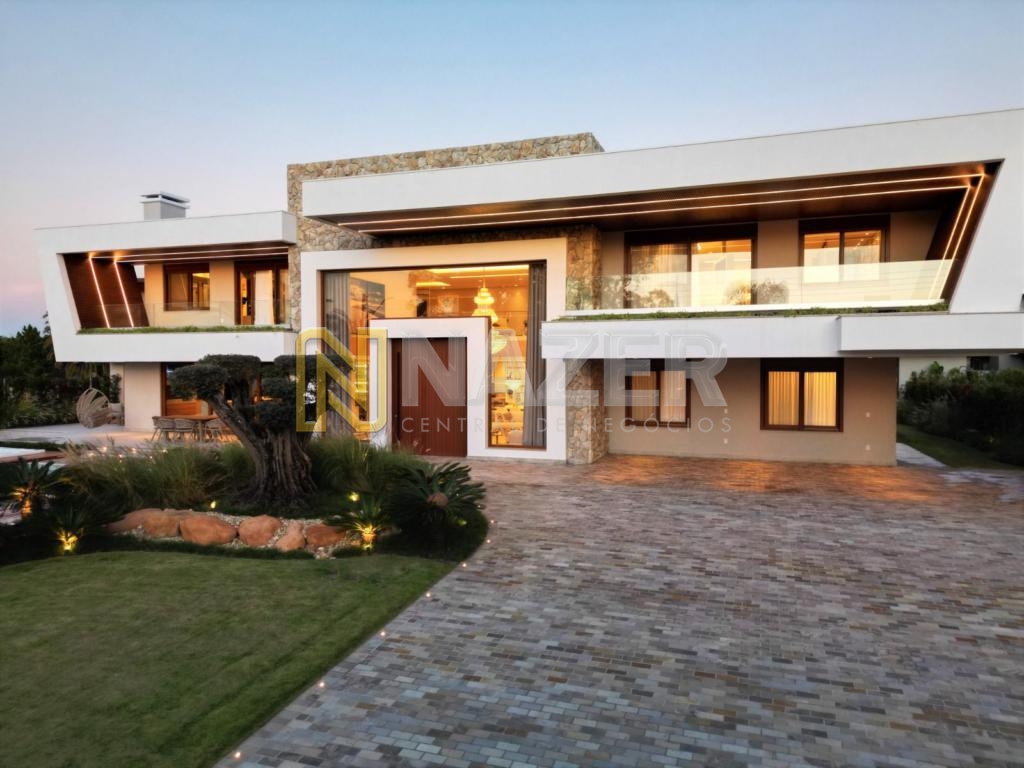 Casa em Condomínio