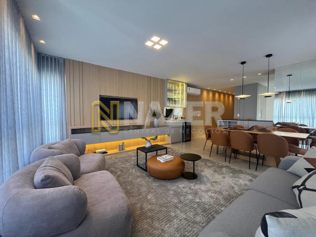 Apartamento 3 Dormitórios