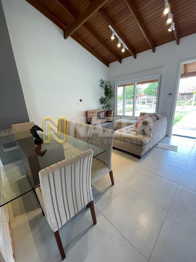 Casa 3 Dormitórios