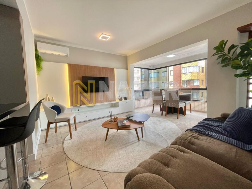 Apartamento 3 Dormitórios