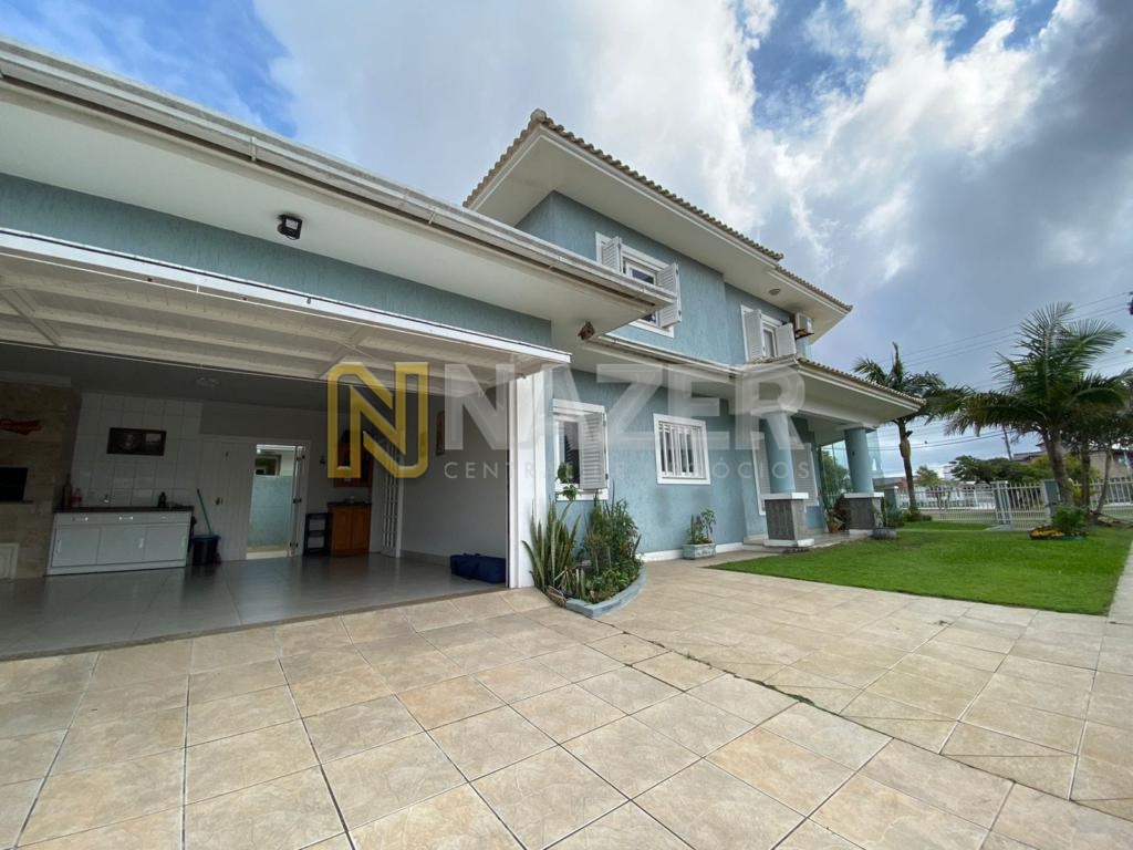 Casa 3 Dormitórios