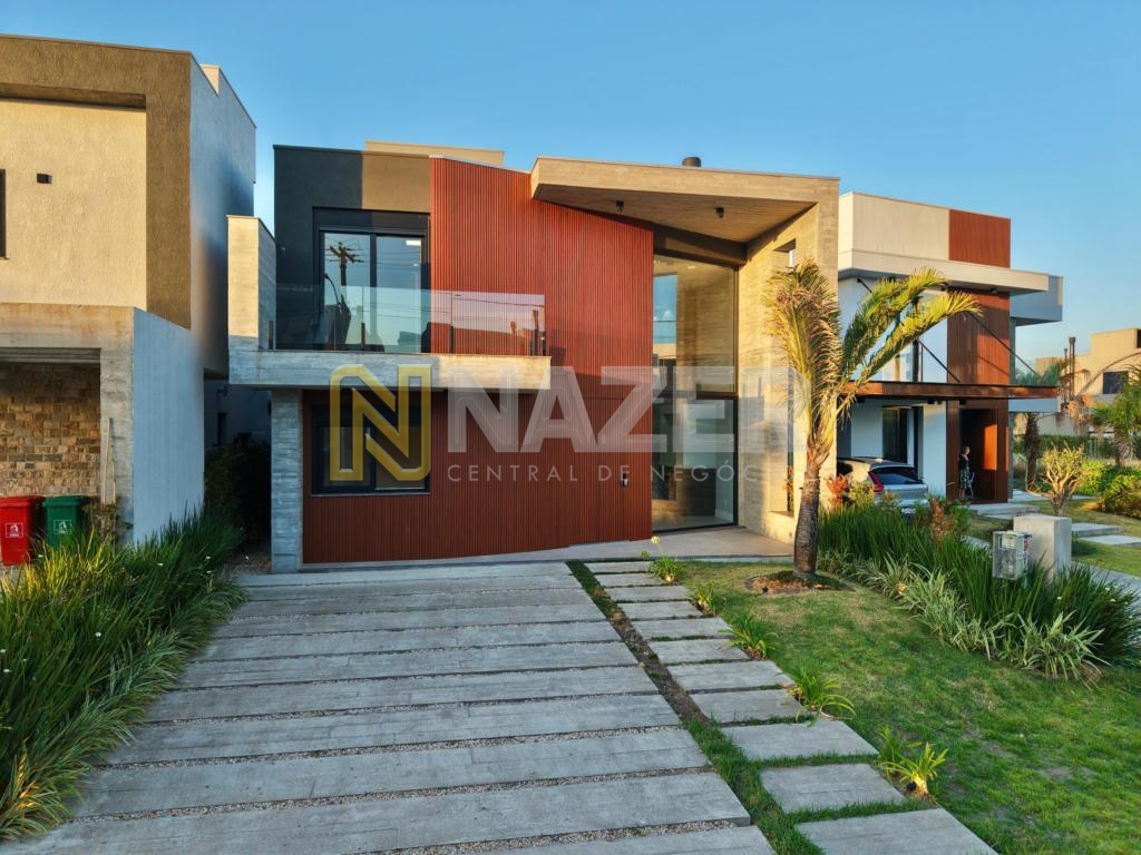 Casa em Condomínio