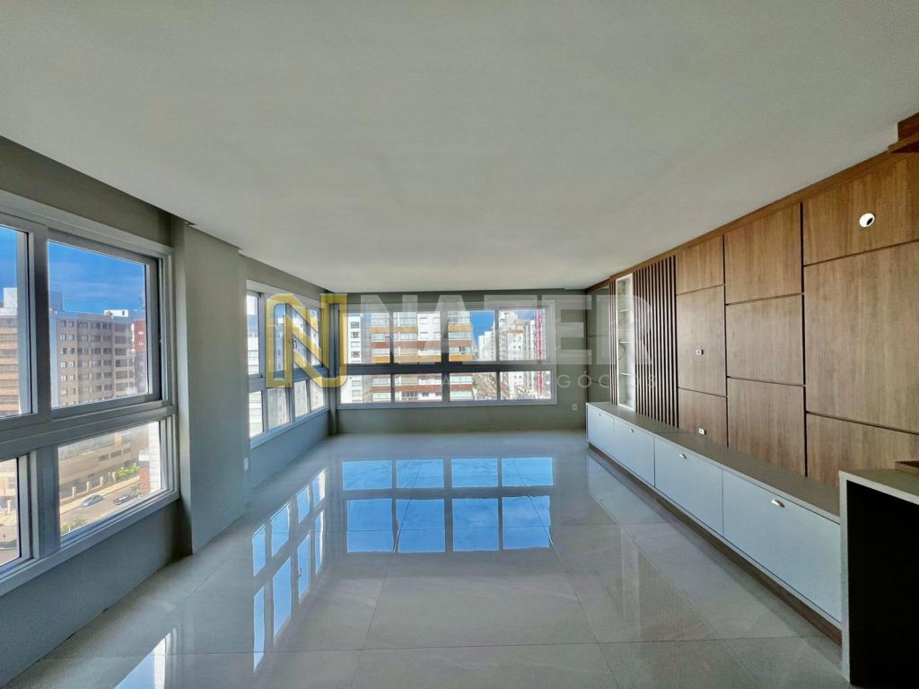 Apartamento 3 Dormitórios