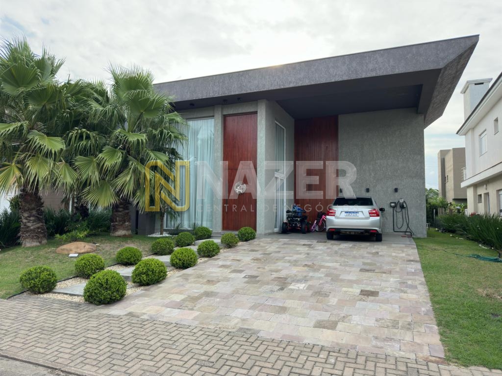 Casa em Condomínio