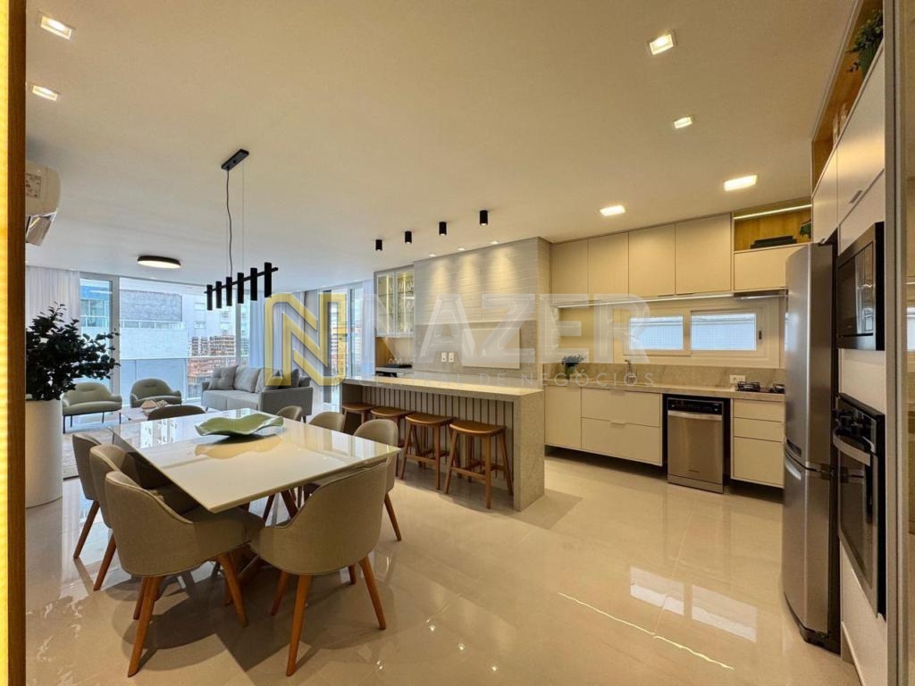 Apartamento 3 Dormitórios