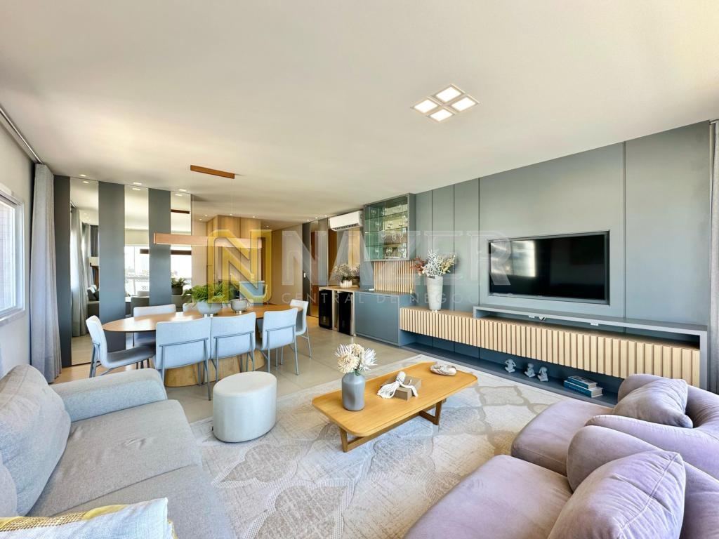 Apartamento 3 Dormitórios