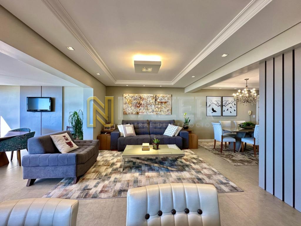 Apartamento 4 Dormitórios