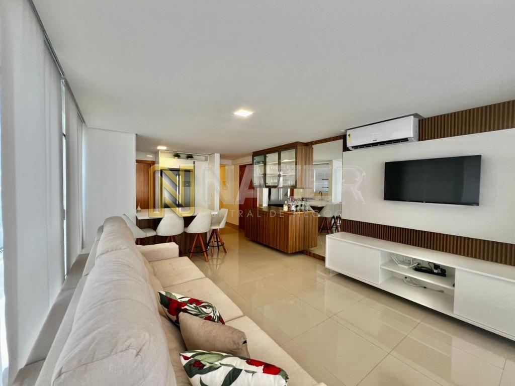 Apartamento 3 Dormitórios