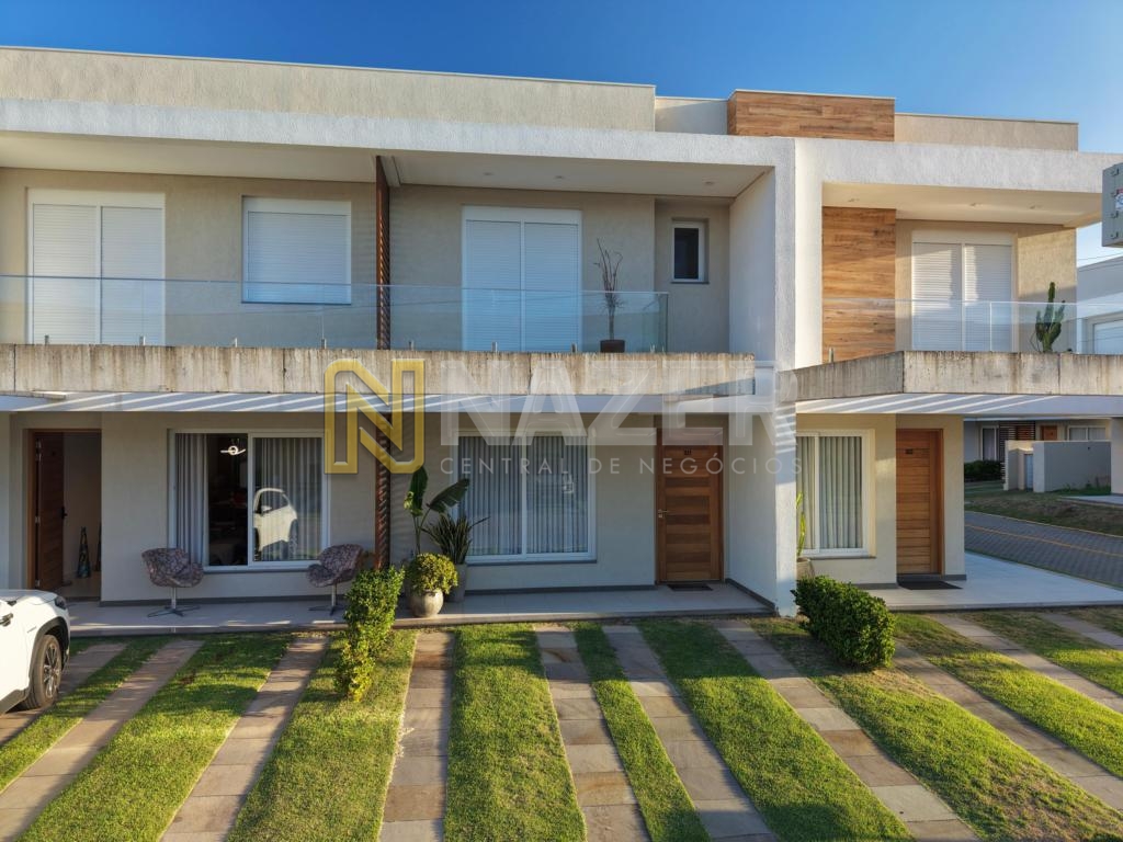 Casa em Condomínio