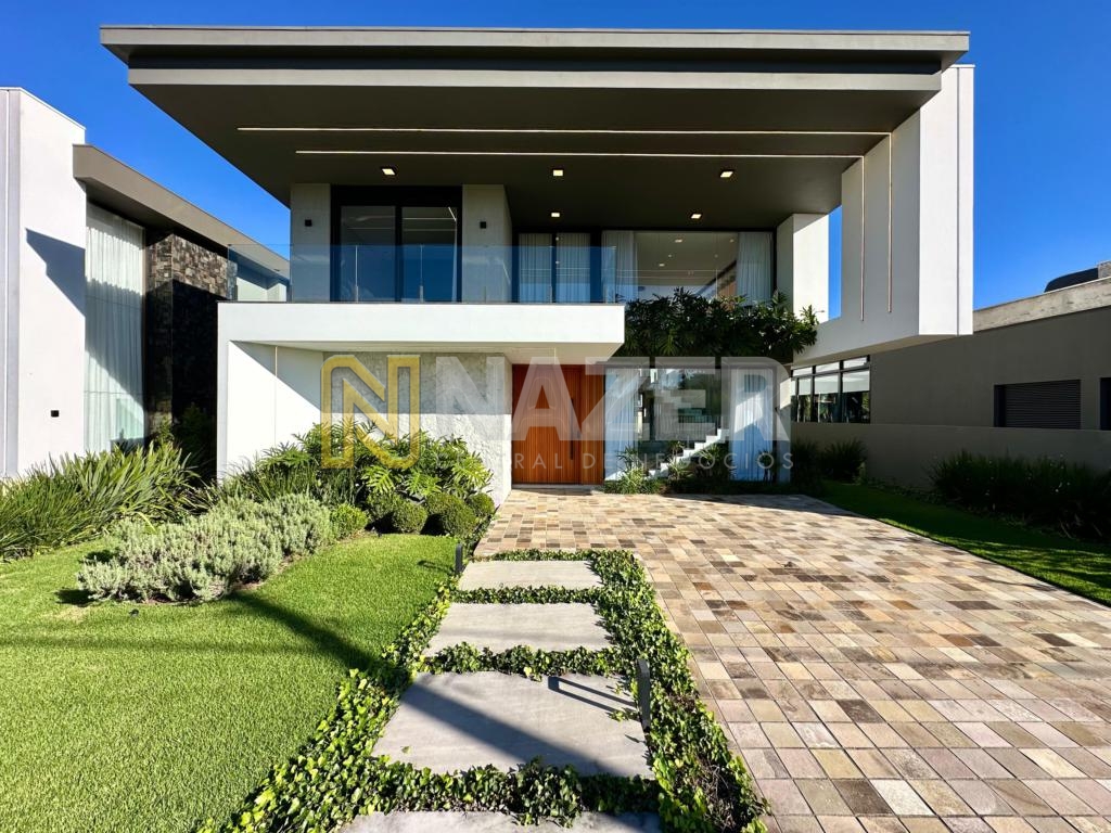 Casa em Condomínio