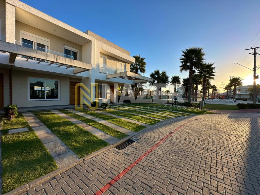 Casa em Condomínio