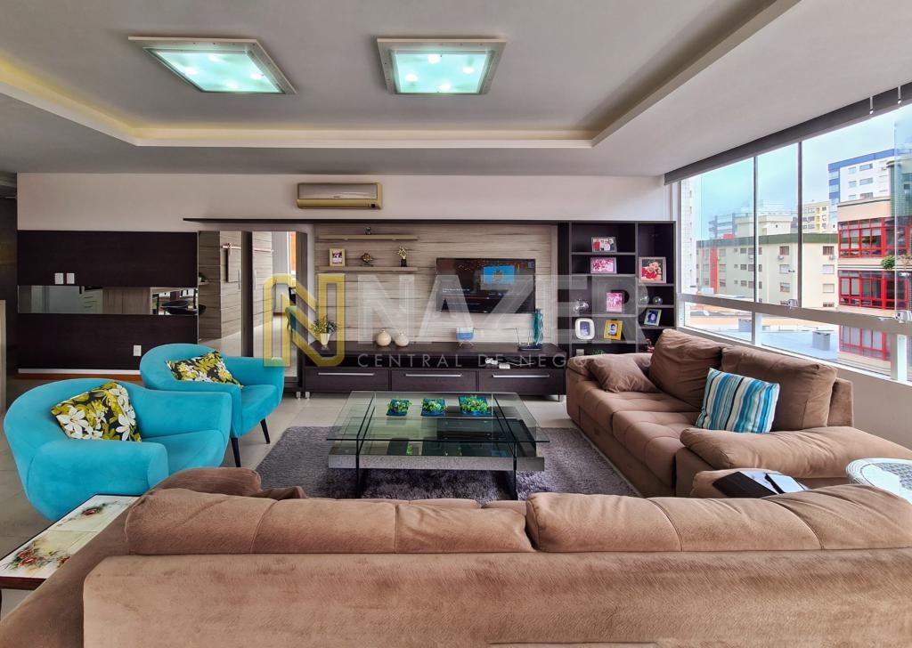 Apartamento 3 Dormitórios
