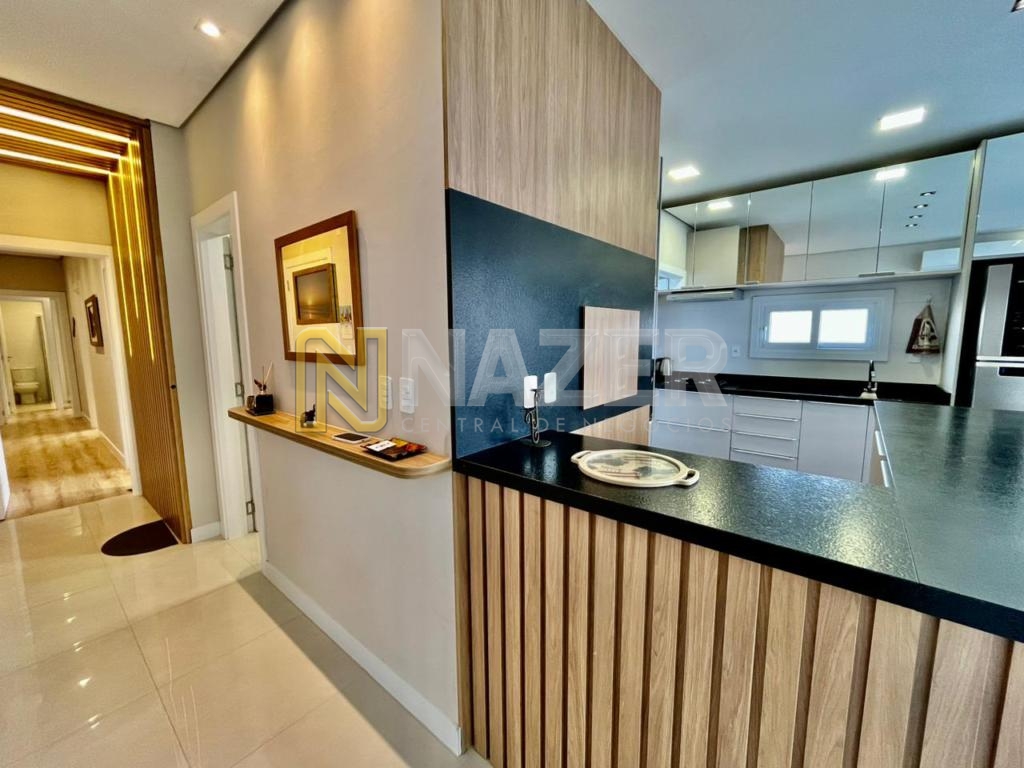 Apartamento 3 Dormitórios