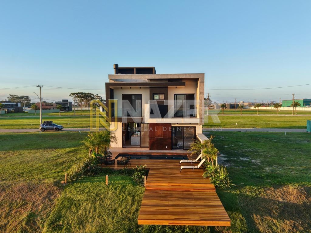 Casa em Condomínio