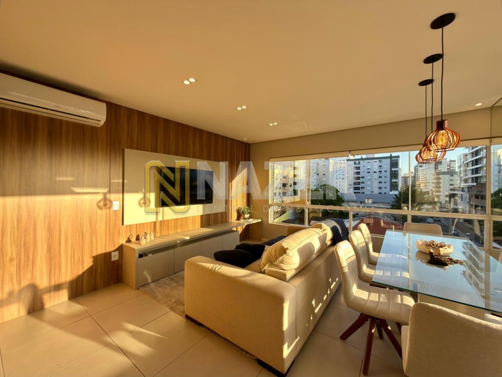 Apartamento 3 Dormitórios