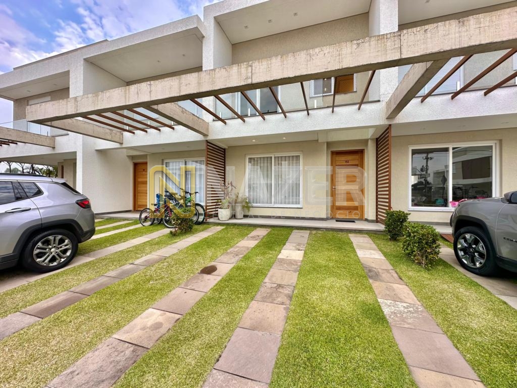 Casa em Condomínio