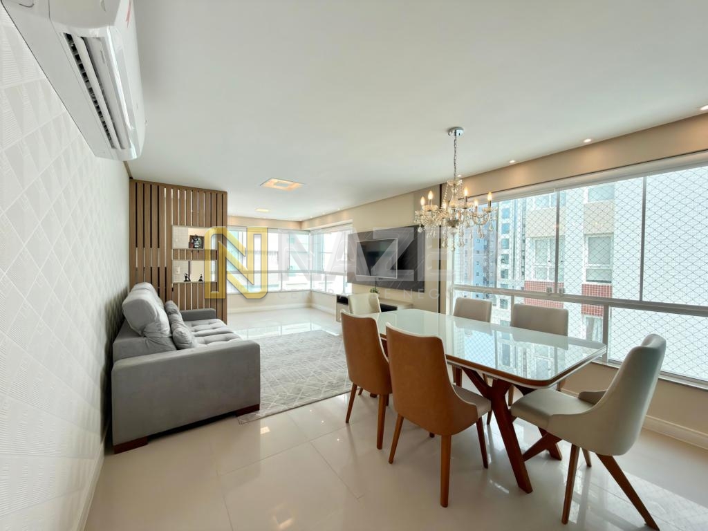 Apartamento 3 Dormitórios