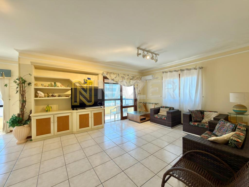 Apartamento 3 Dormitórios