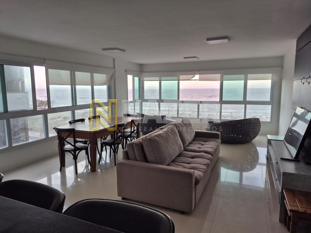 Apartamento 4 Dormitórios