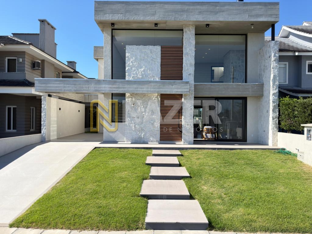Casa em Condomínio