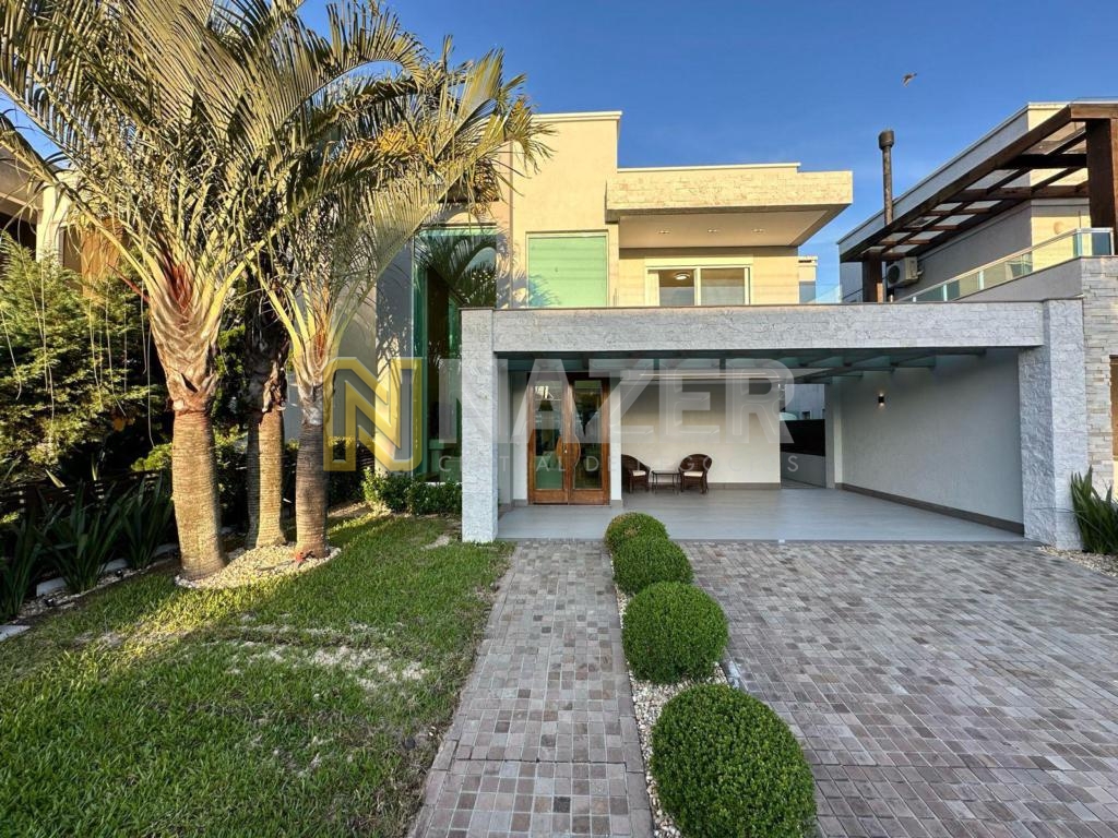 Casa em Condomínio