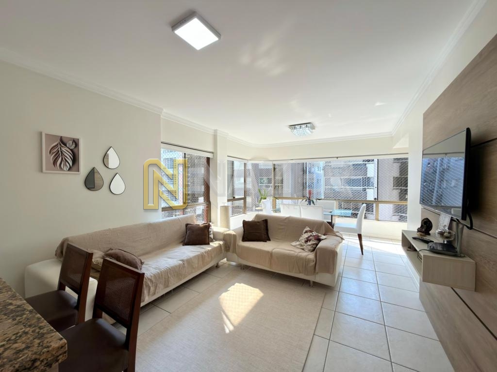 Apartamento 3 Dormitórios