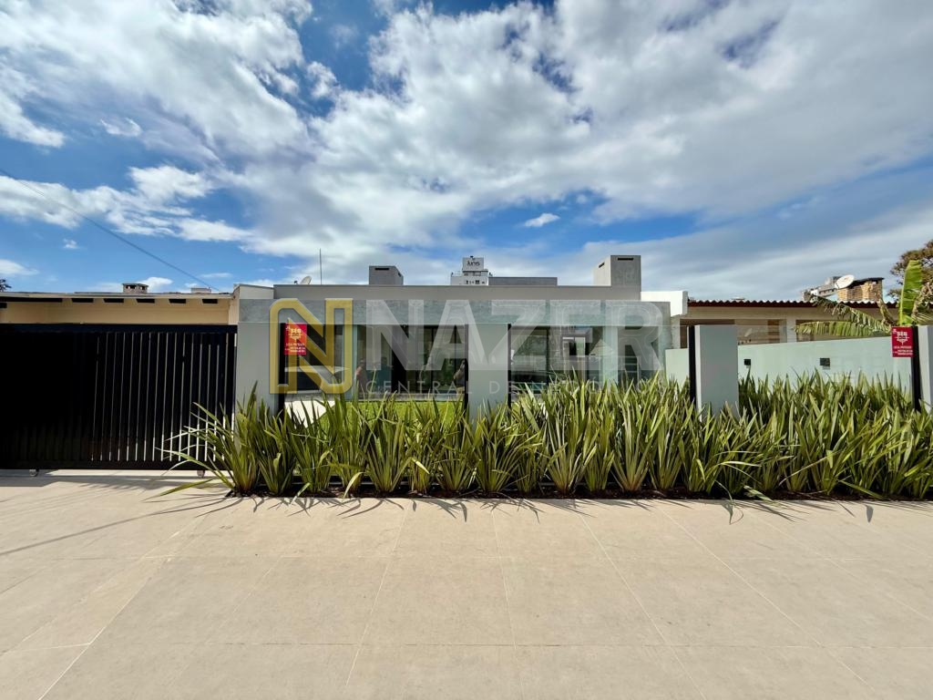 Casa 5 Dormitórios