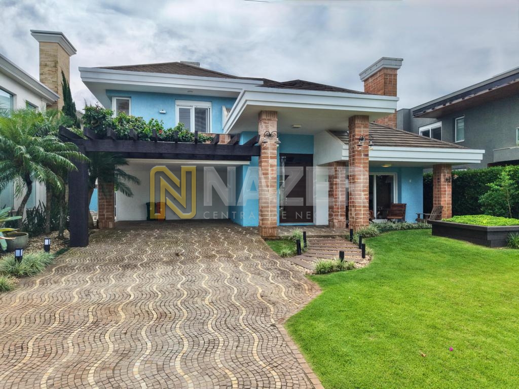 Casa em Condomínio