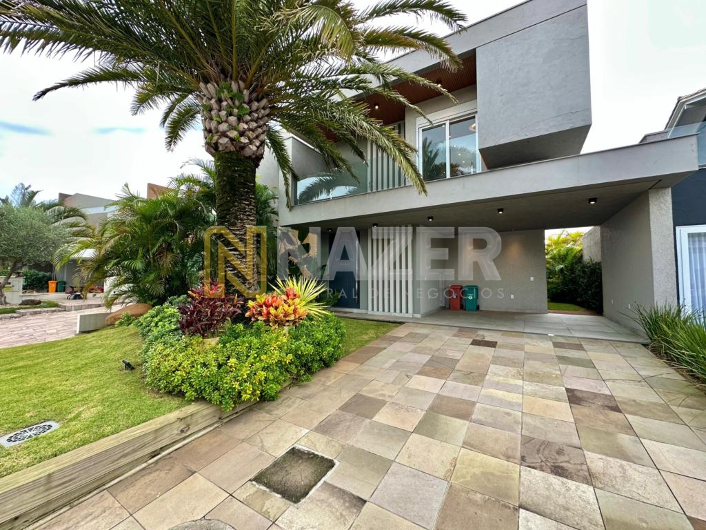 Casa em Condomínio