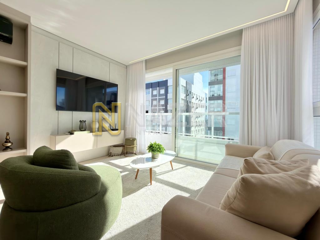 Apartamento 3 Dormitórios