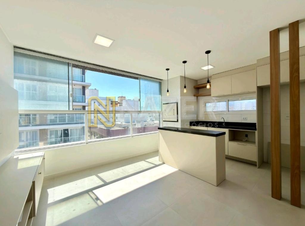 Apartamento 3 Dormitórios