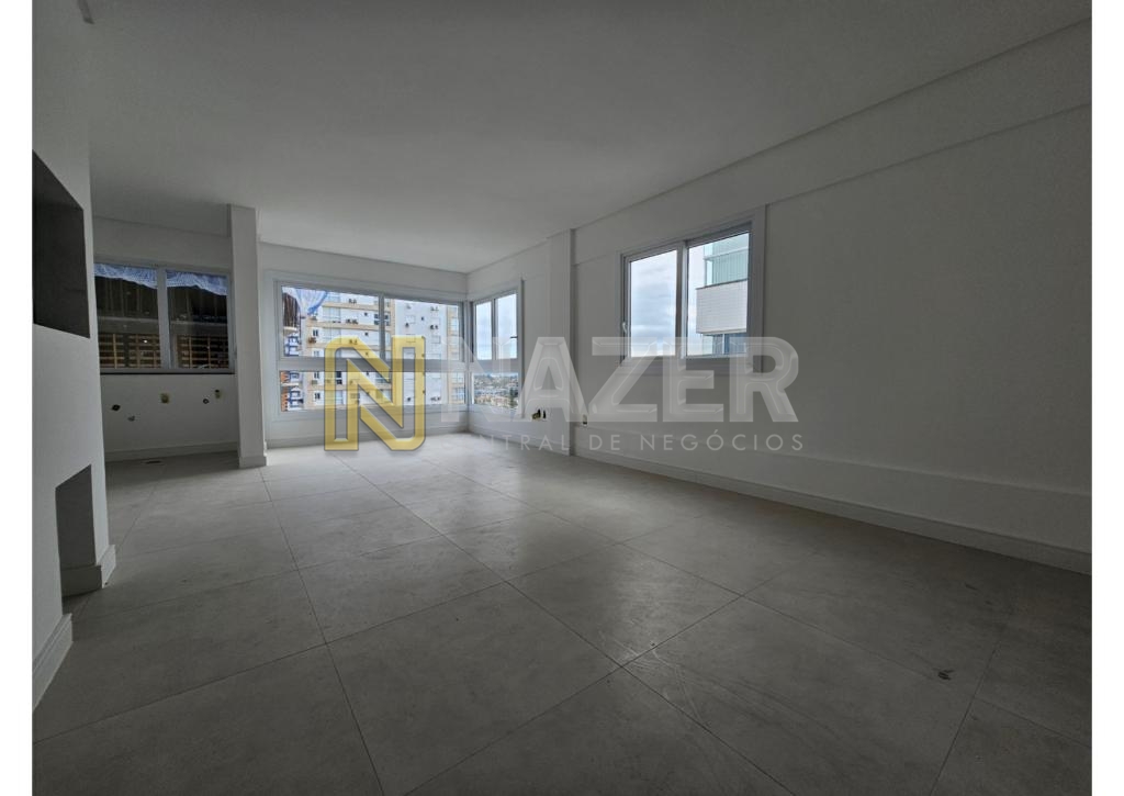 Apartamento 3 Dormitórios