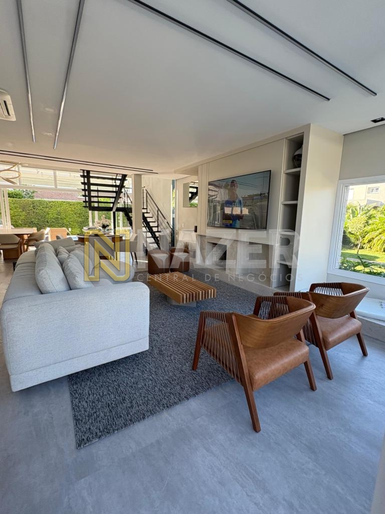 Casa em Condomínio