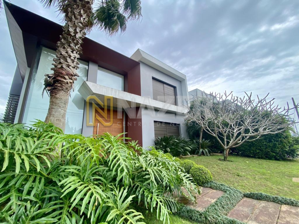 Casa em Condomínio