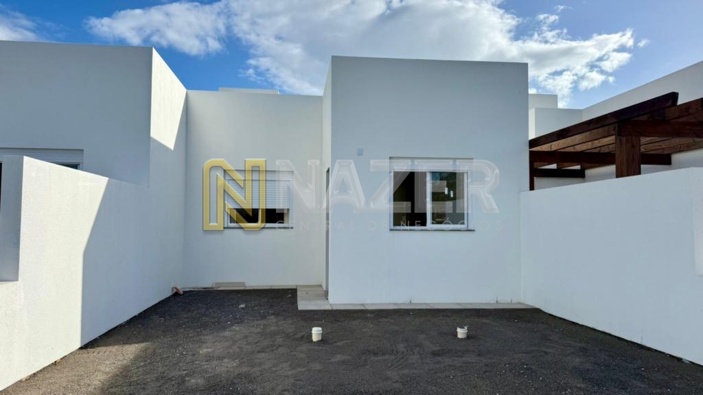 Casa 2 Dormitórios