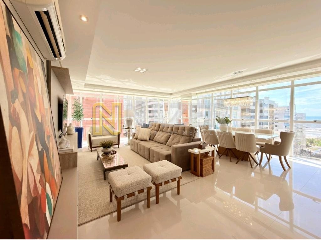 Apartamento 3 Dormitórios