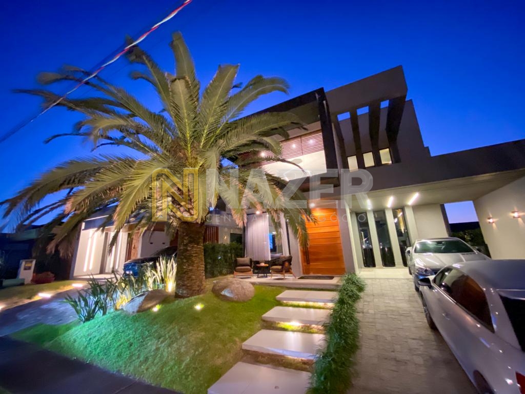 Casa em Condomínio