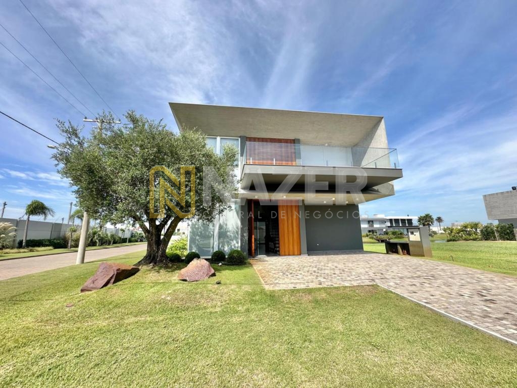 Casa em Condomínio