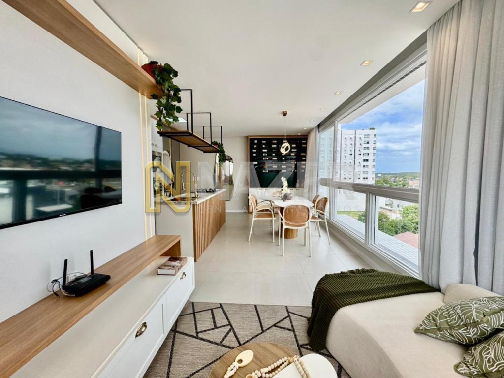 Apartamento 3 Dormitórios