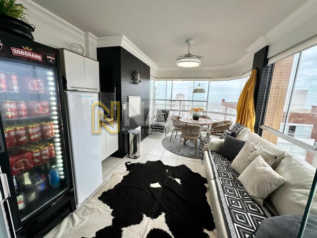 Apartamento 3 Dormitórios