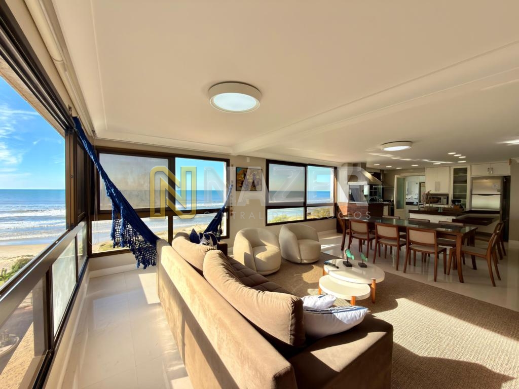 Apartamento 4 Dormitórios
