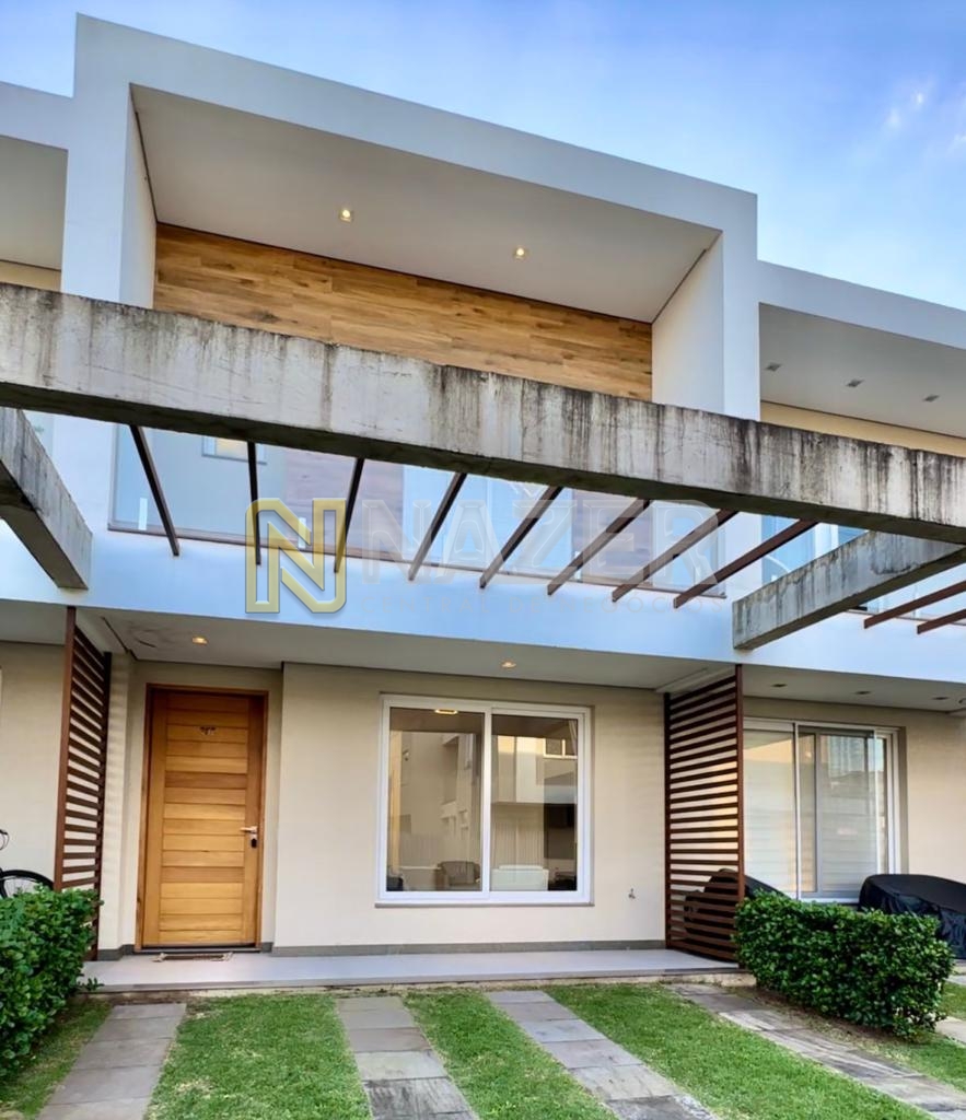 Casa em Condomínio