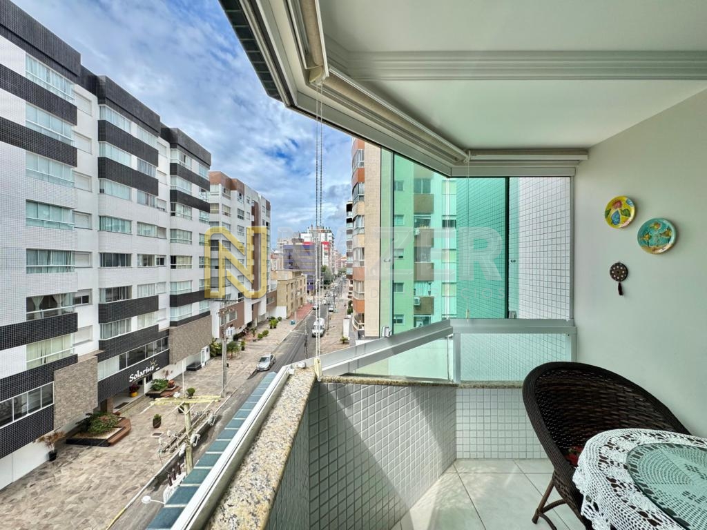 Apartamento 3 Dormitórios