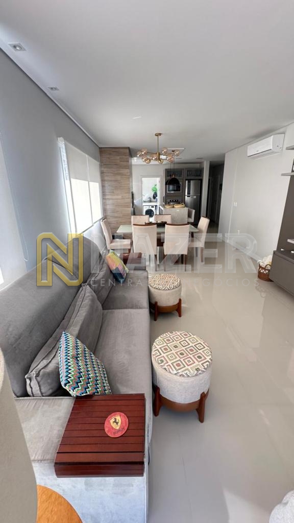 Apartamento 3 Dormitórios